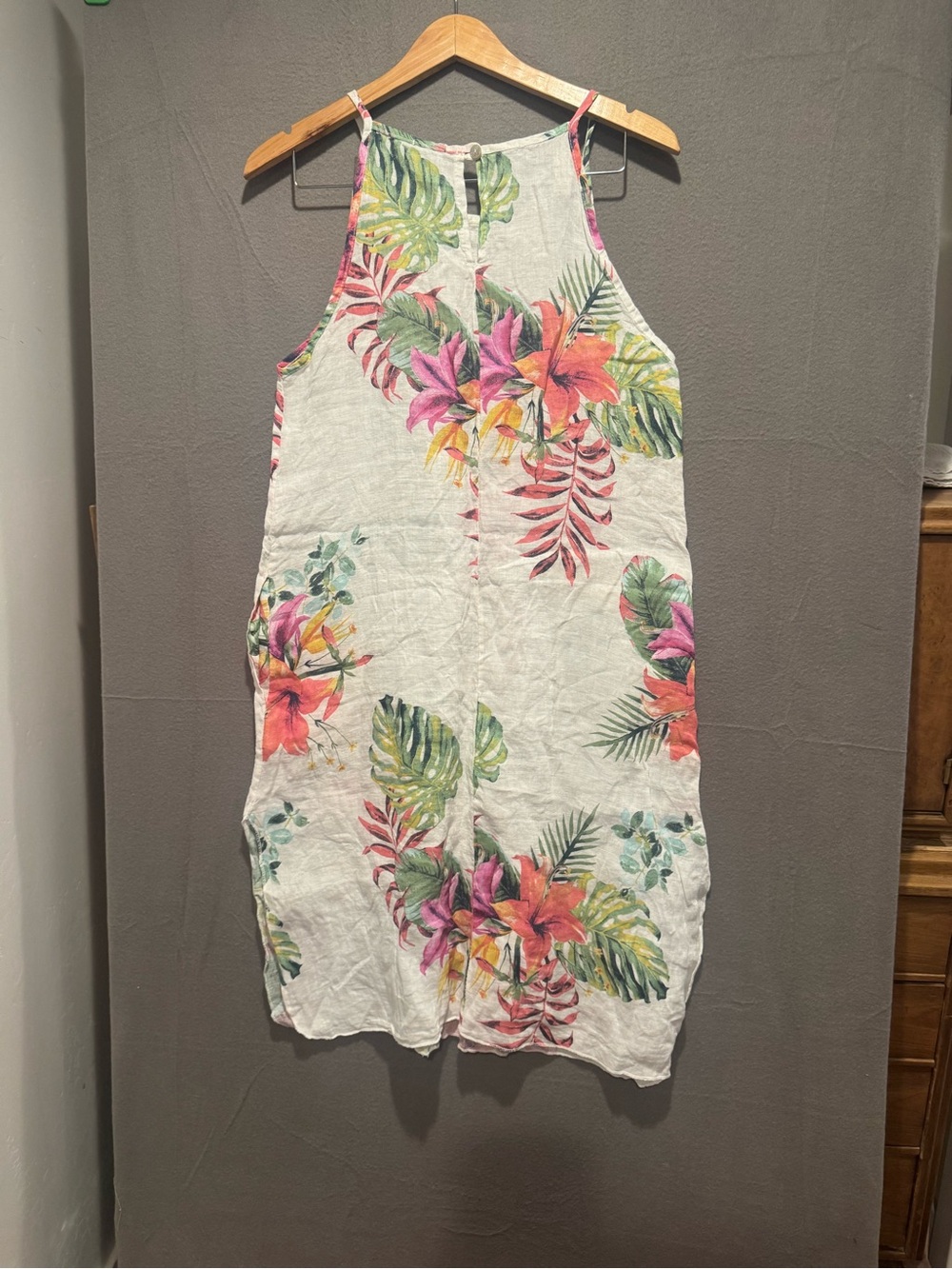 Lungo L'Arno Tropical Linen Halter Dress - White with Pink & Green Floral - Picture 5 of 6